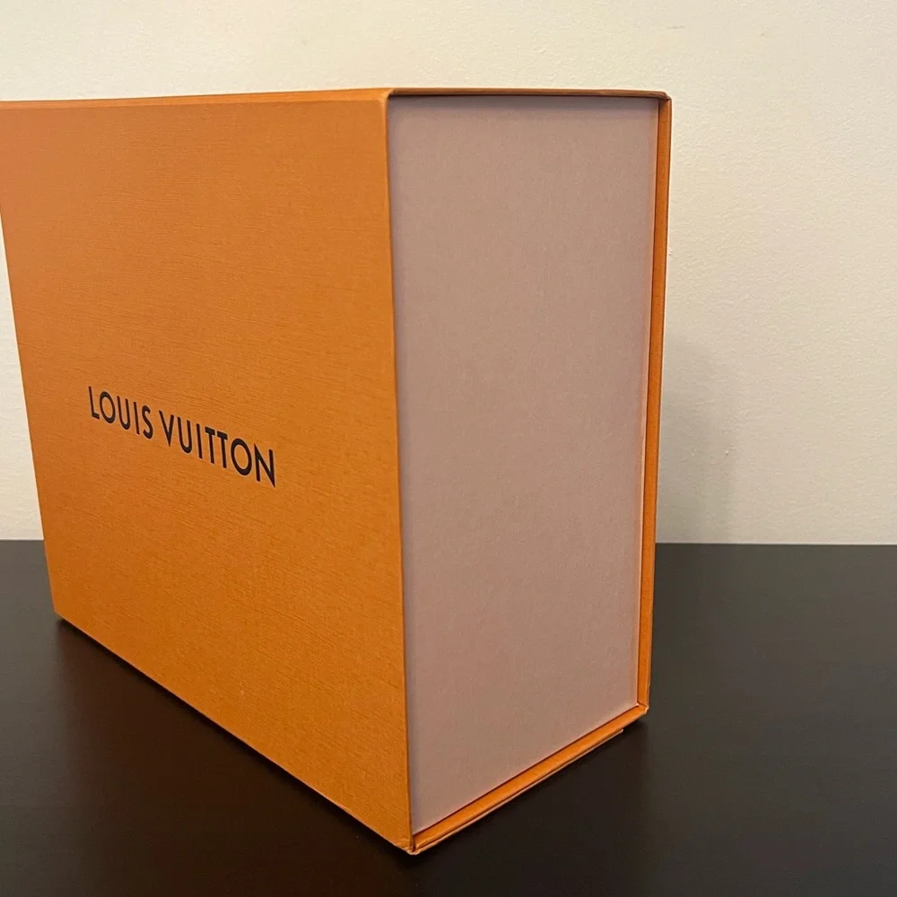 🛍️Louis Vuitton Box 11.75” x 10.5” x 5.75” - Picture 2 of 7